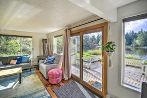 Peaceful Waterfront Cottage with SUPs, Kayaks and More